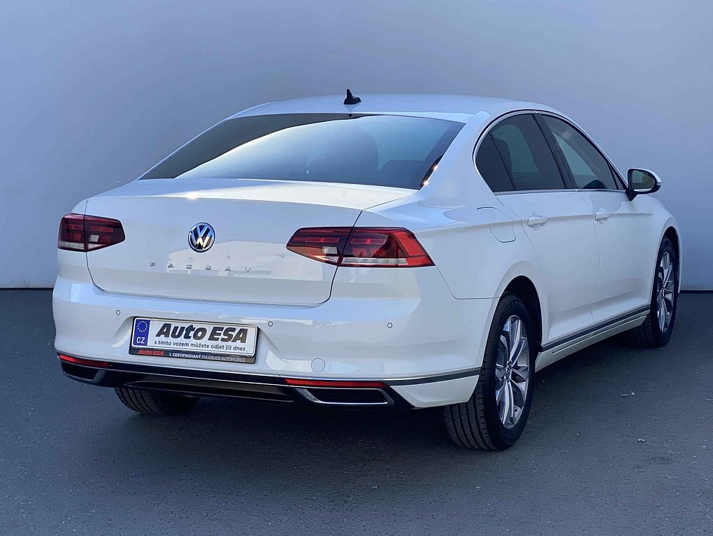 Volkswagen Passat 2.0TDi 