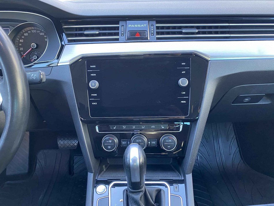 Volkswagen Passat 2.0TDi 