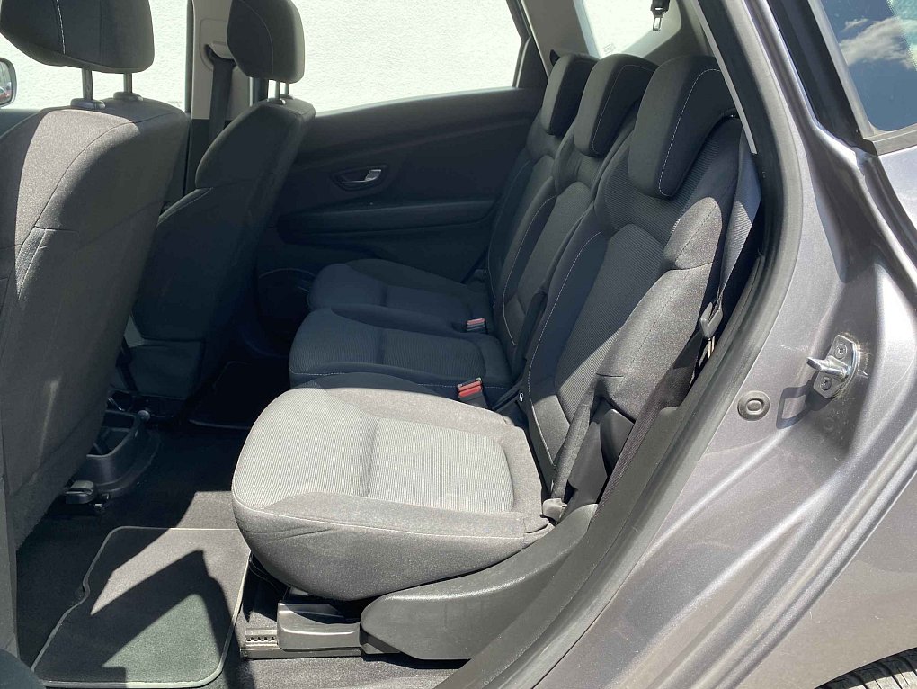 Renault Scénic 1.5 dCi 