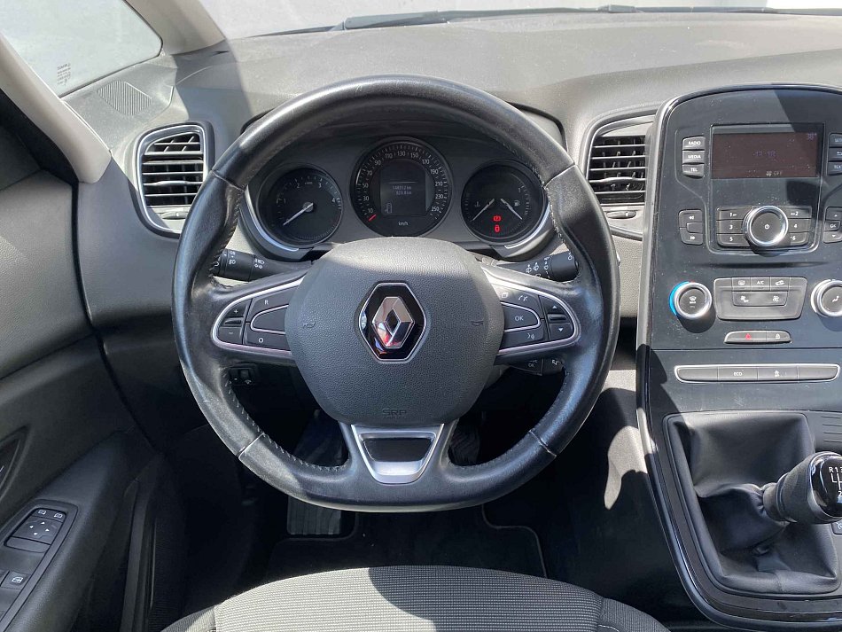 Renault Scénic 1.5 dCi 