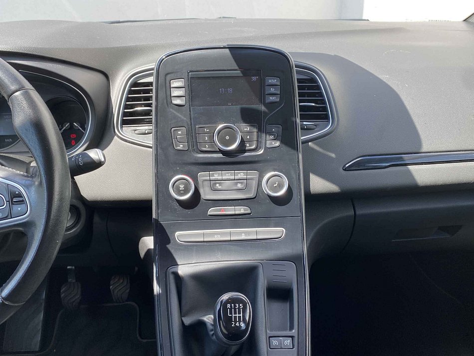 Renault Scénic 1.5 dCi 