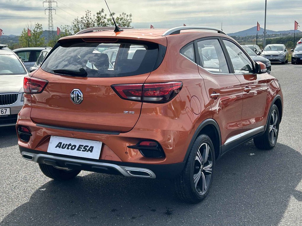MG ZS 1.5 