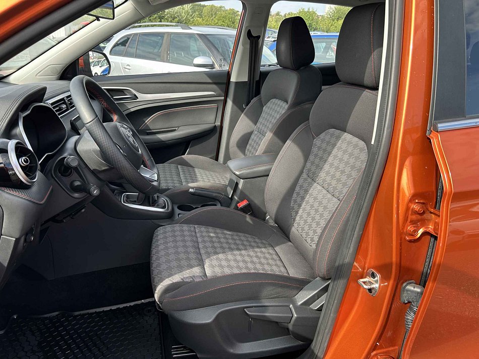 MG ZS 1.5 