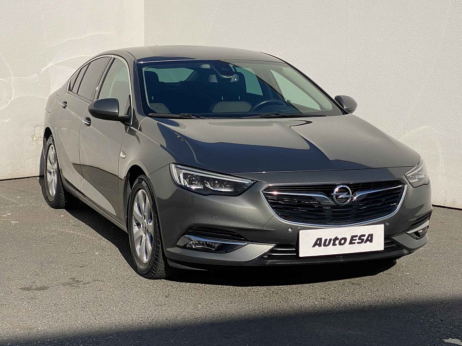 Opel Insignia 1.5 T 