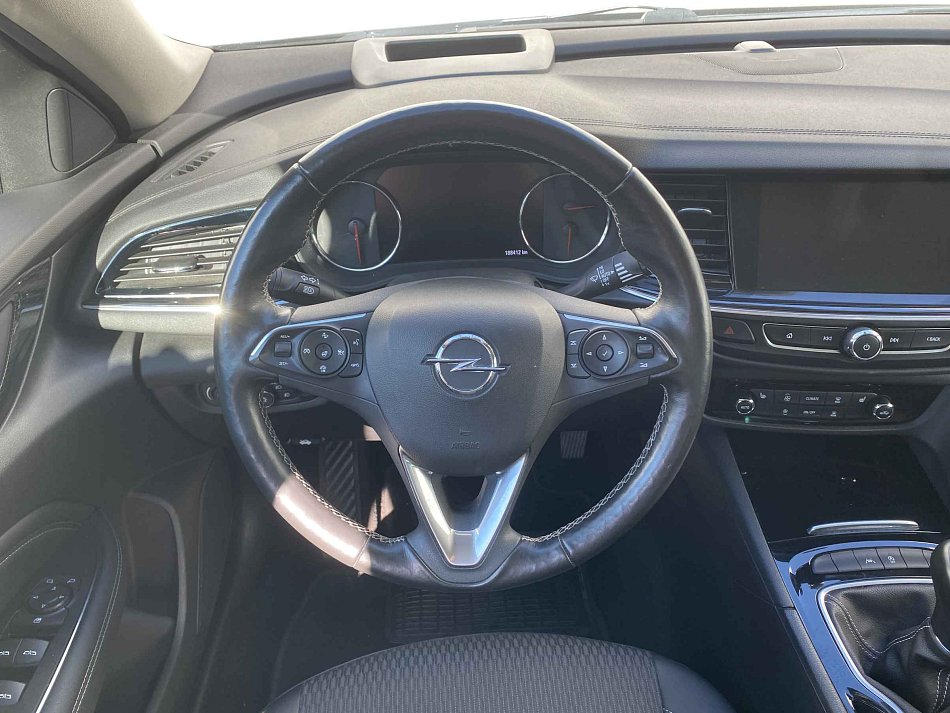 Opel Insignia 1.5 T 