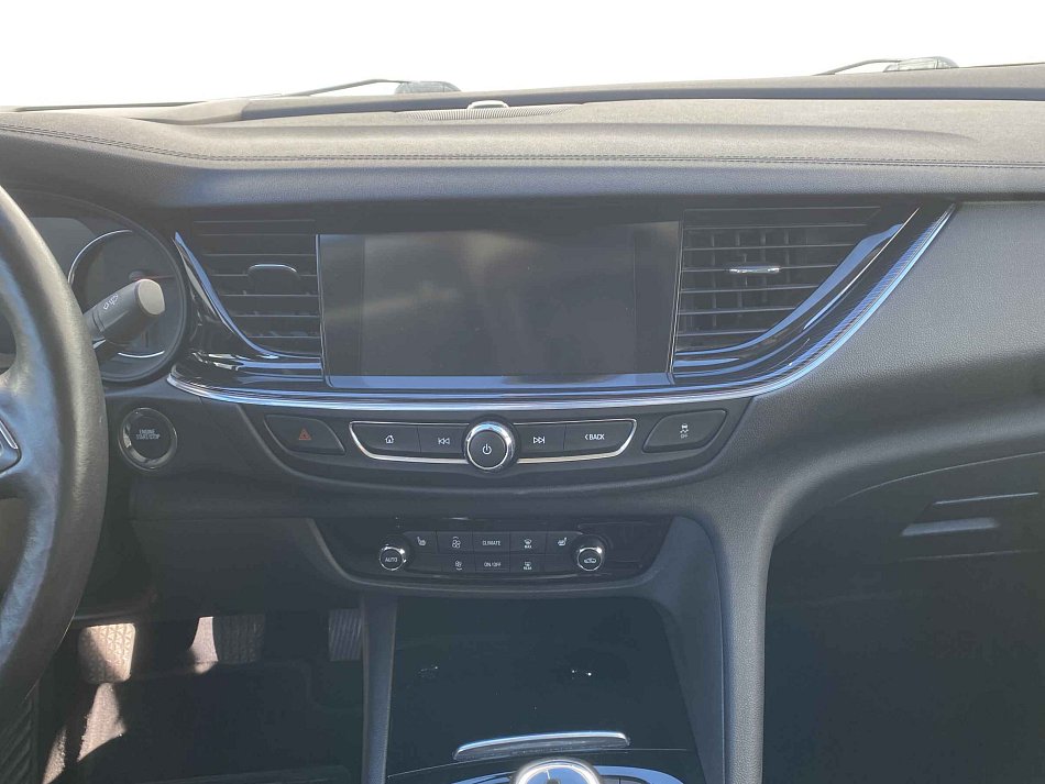 Opel Insignia 1.5 T 