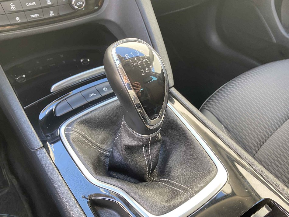 Opel Insignia 1.5 T 