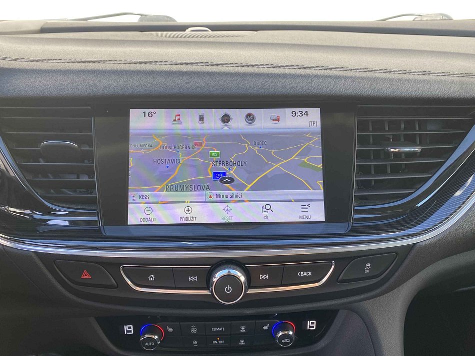 Opel Insignia 1.5 T 