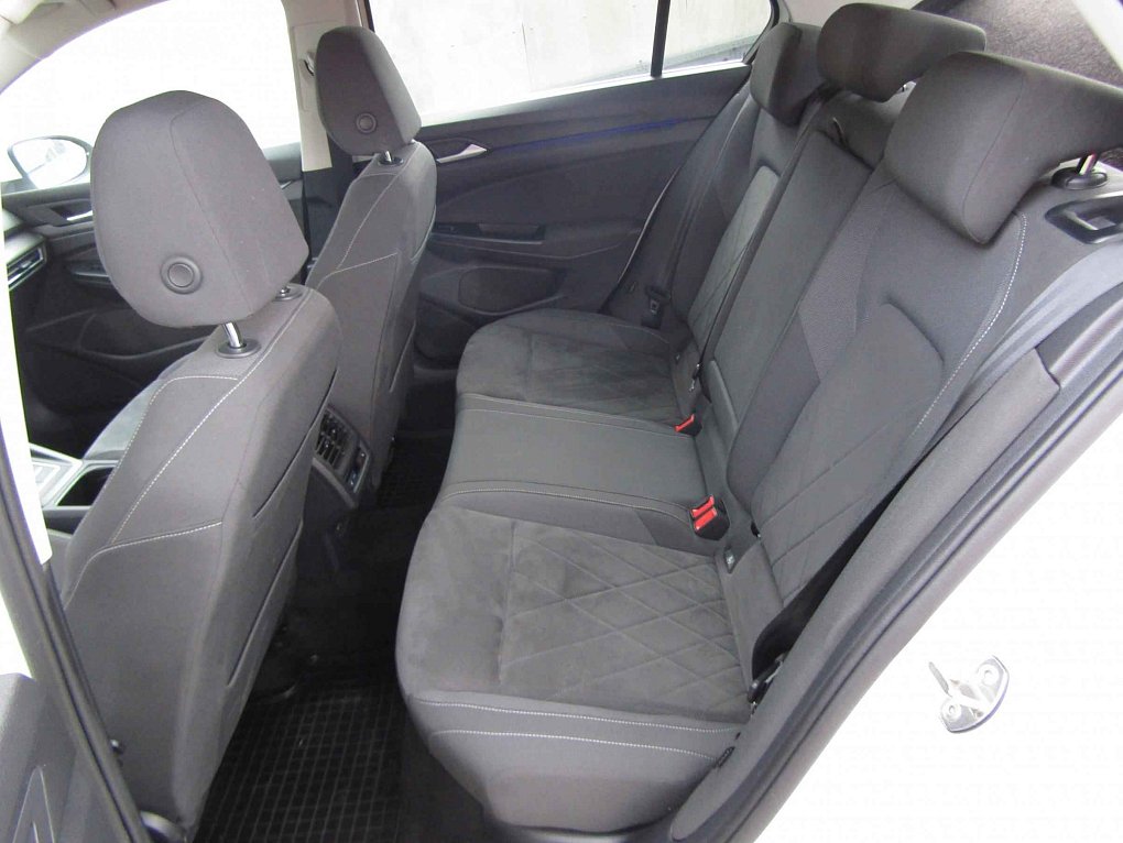 Volkswagen Golf 1.5 TSi Style
