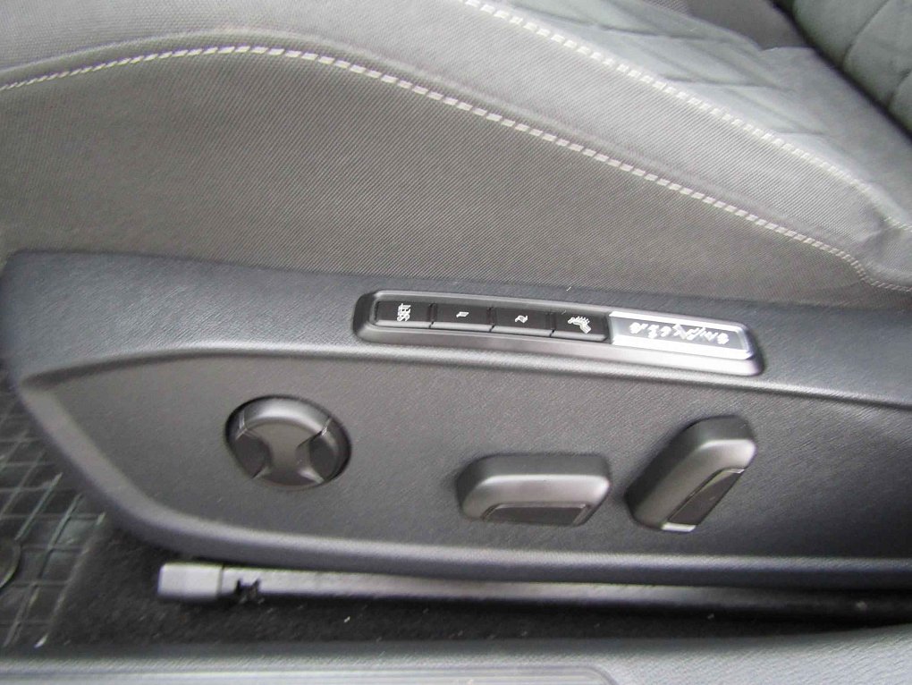 Volkswagen Golf 1.5 TSi Style