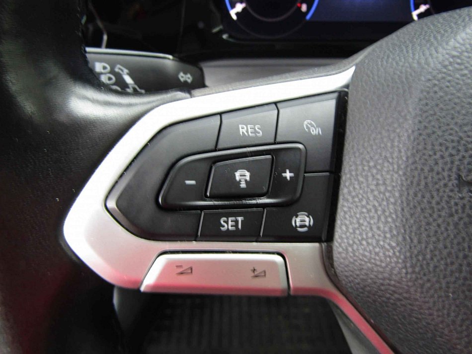 Volkswagen Golf 1.5 TSi Style