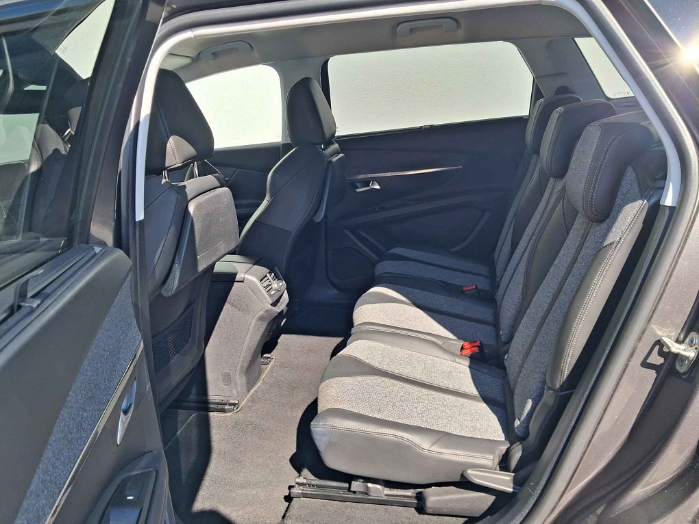 Peugeot 5008 1.2 PT Allure