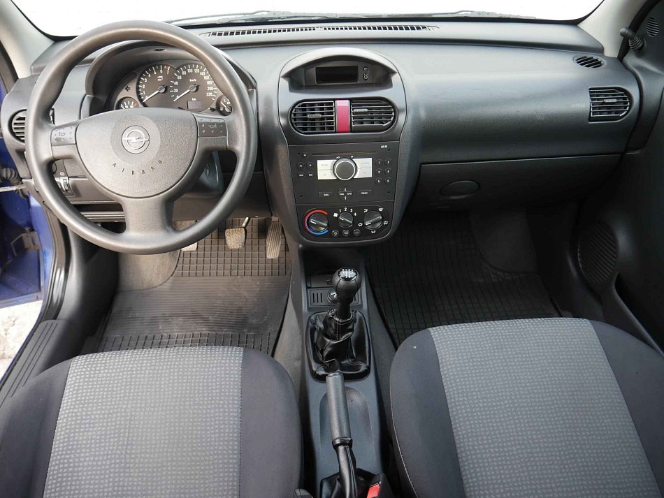 Opel Corsa 1.0i 