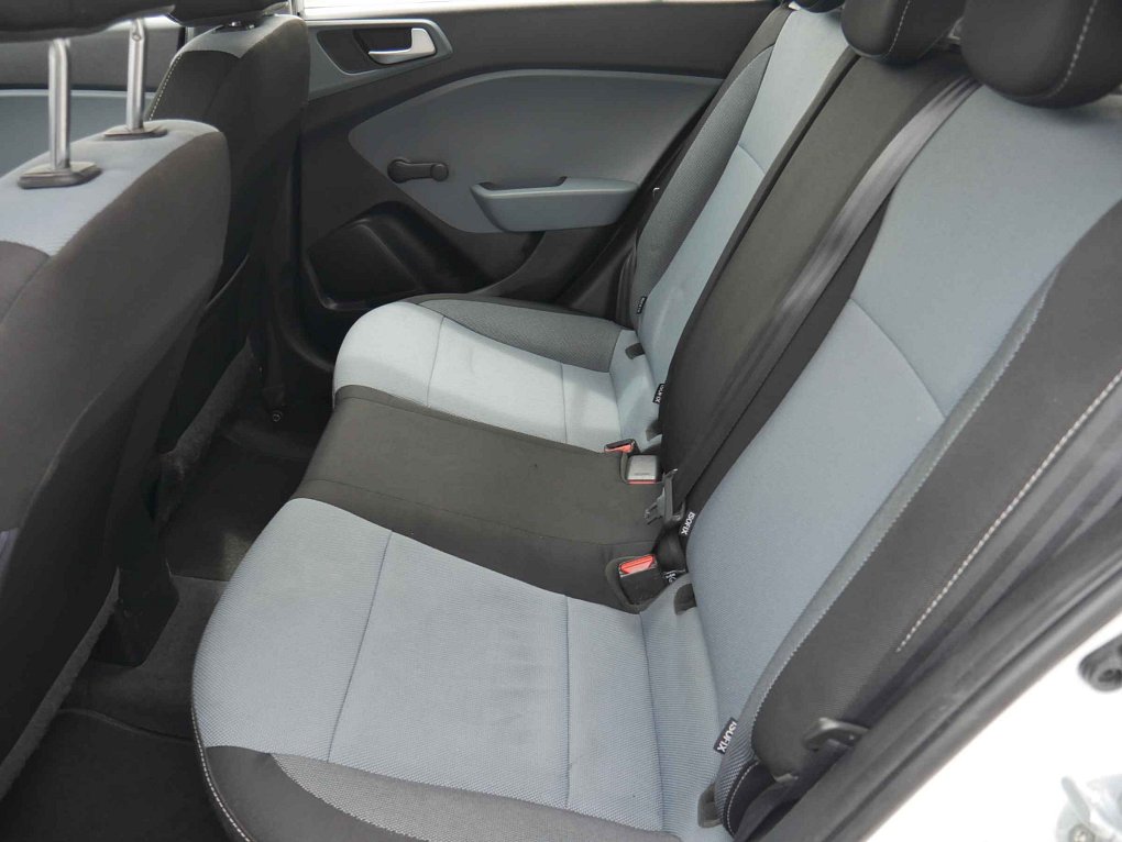 Hyundai I20 1.3i 