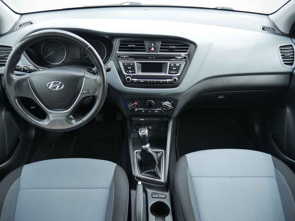 Hyundai I20 1.3i 