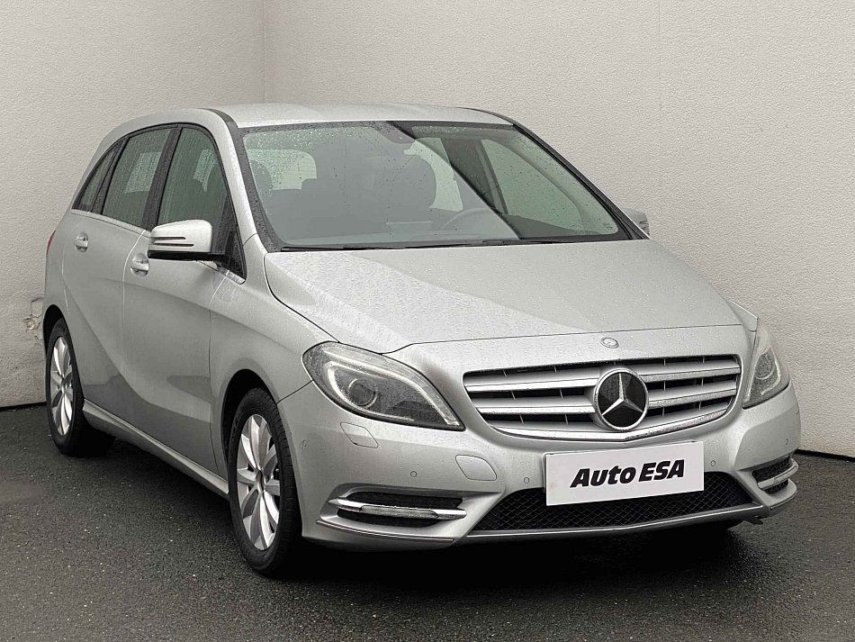 Mercedes-Benz Třída B 1.6i  B200