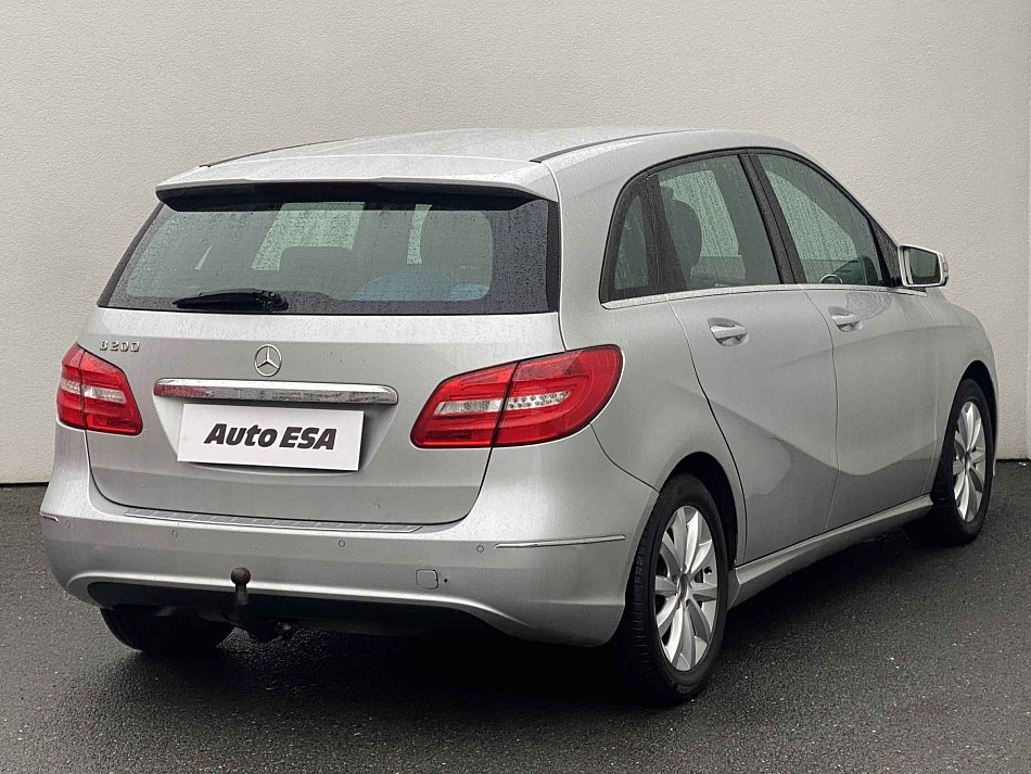 Mercedes-Benz Třída B 1.6i  B200