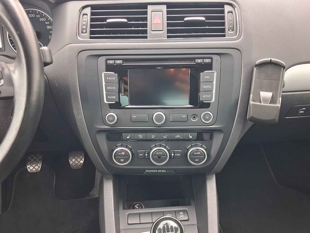 Volkswagen Jetta 1.2 TSi Life