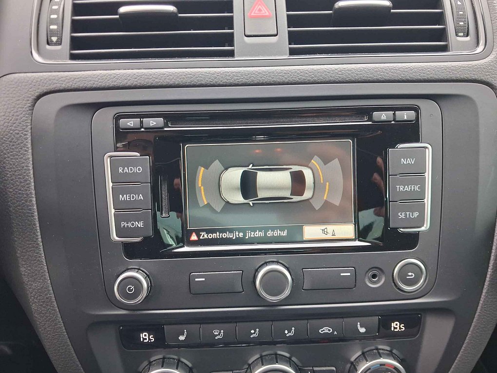 Volkswagen Jetta 1.2 TSi Life