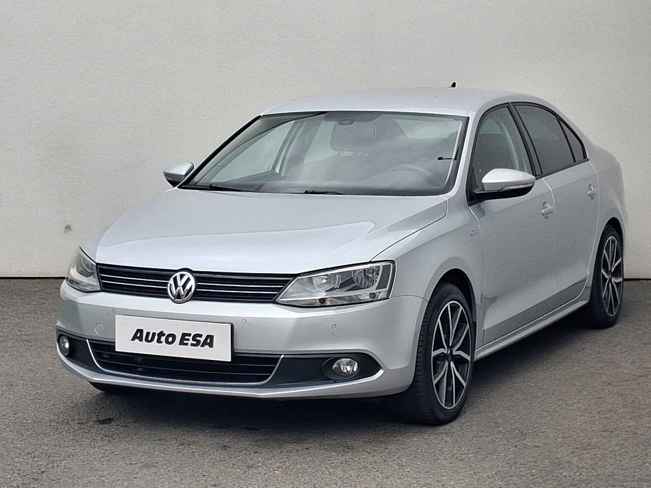 Volkswagen Jetta 1.2 TSi Life
