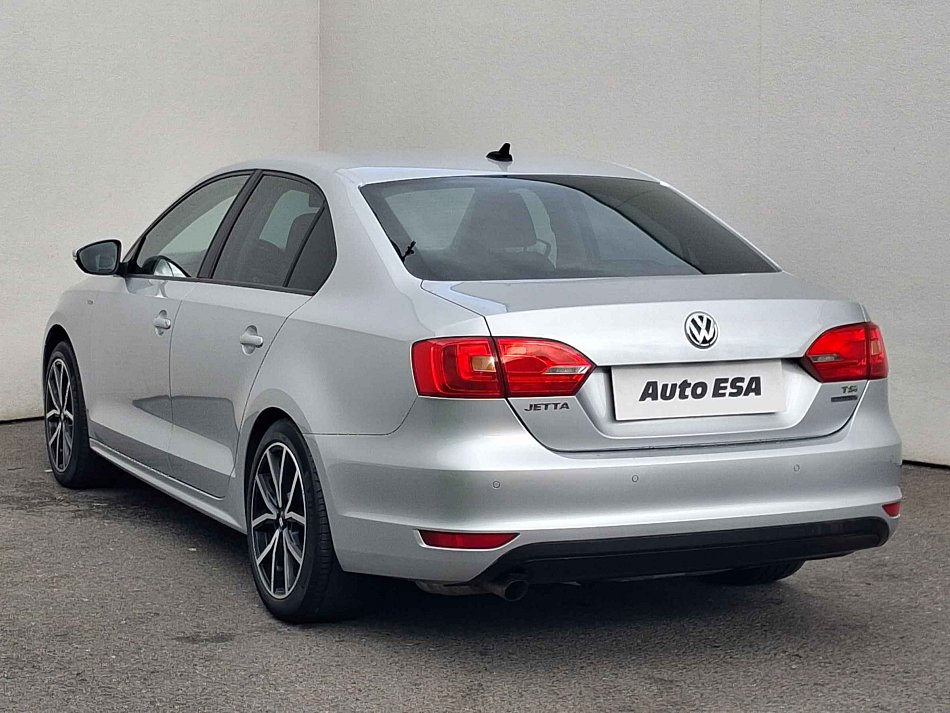 Volkswagen Jetta 1.2 TSi Life