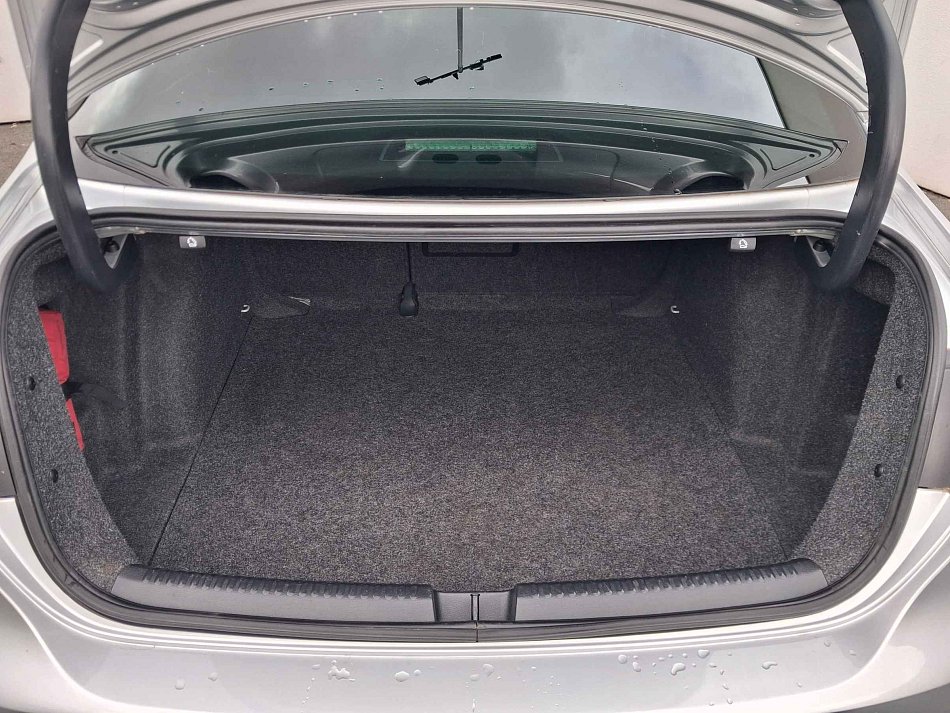 Volkswagen Jetta 1.2 TSi Life