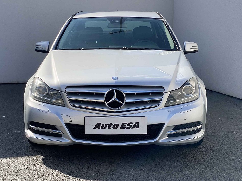 Mercedes-Benz Třída C 2.2d Avantgarde 4Mat