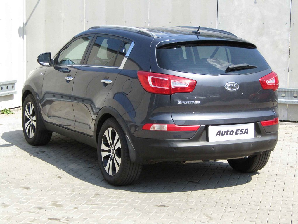 Kia Sportage 2.0 CVVT Spirit AWD