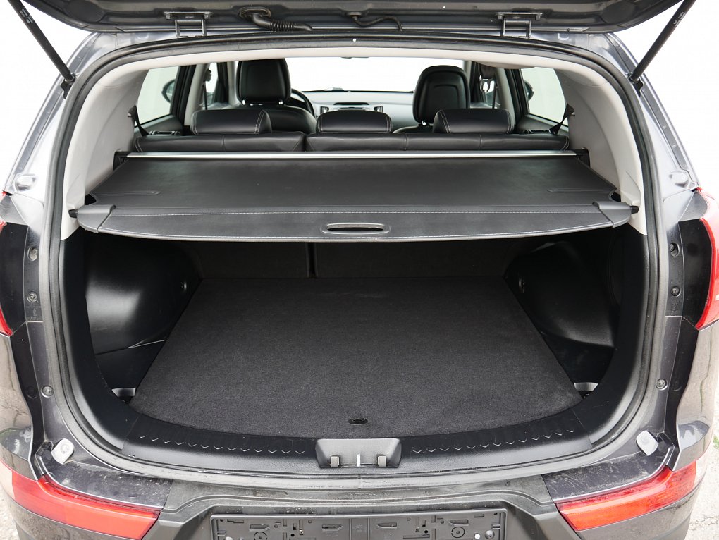 Kia Sportage 2.0 CVVT Spirit AWD