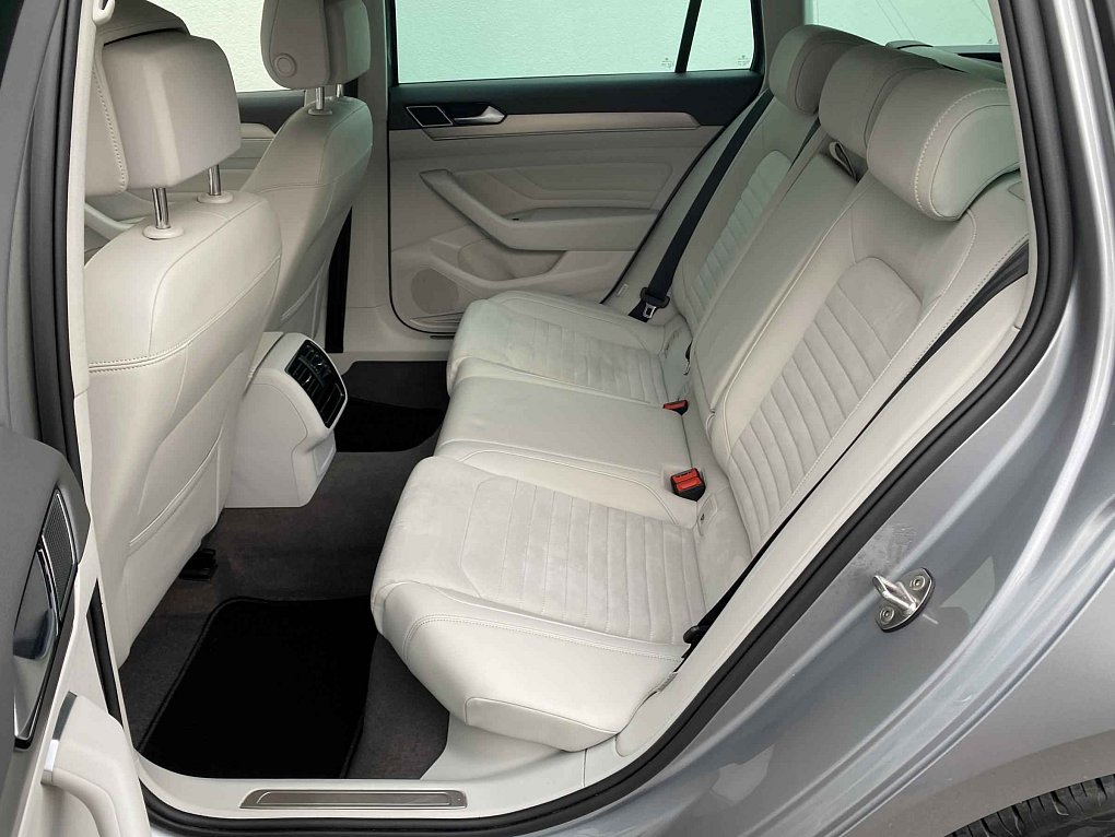 Volkswagen Passat 2.0 TDI Elegance