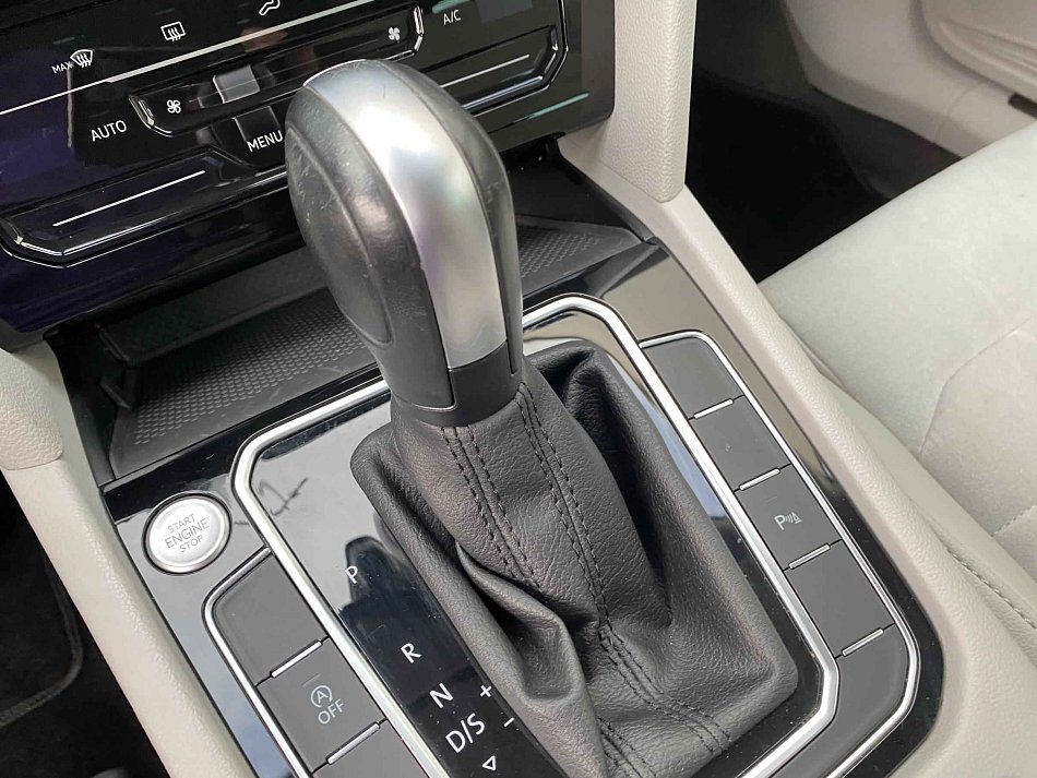 Volkswagen Passat 2.0 TDI Elegance