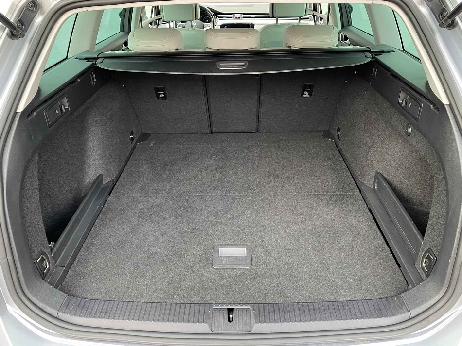 Volkswagen Passat 2.0 TDI Elegance