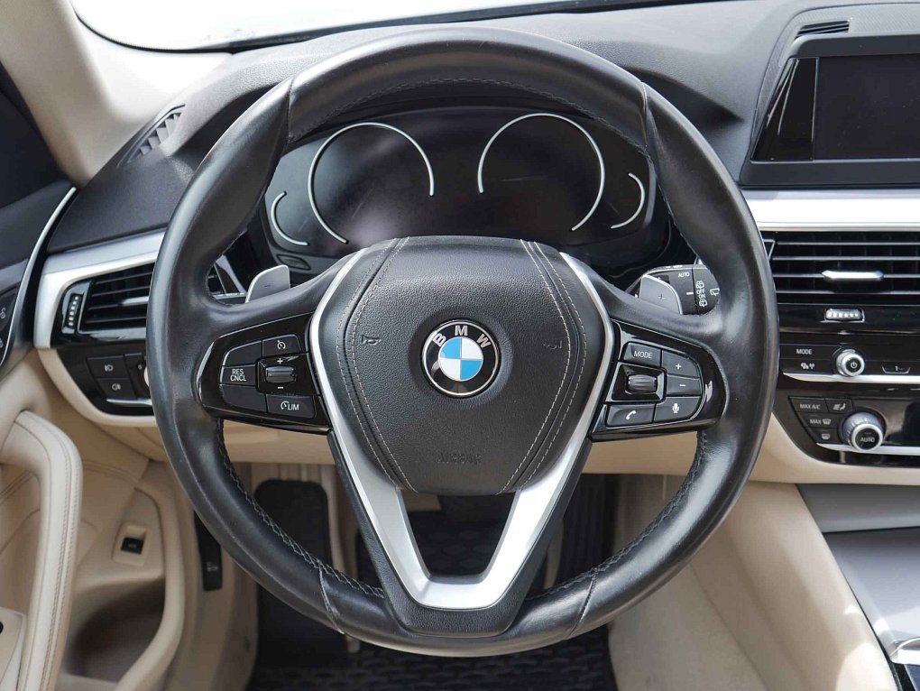 BMW Řada 5 2.0D  520d