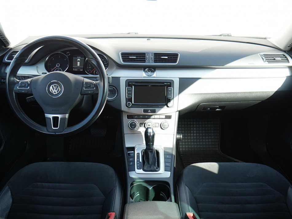 Volkswagen Passat 2.0TDi Highline