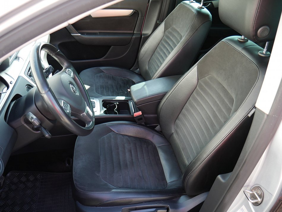Volkswagen Passat 2.0TDi Highline