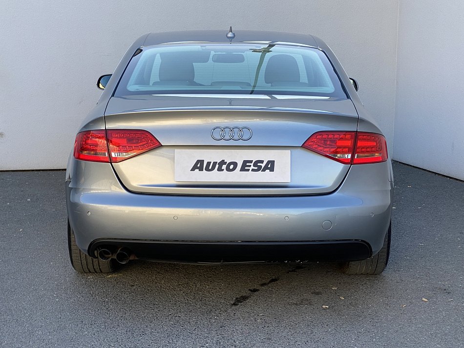 Audi A4 2.0 TDi  Quattro
