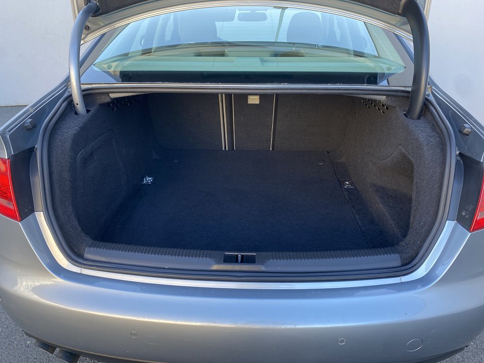 Audi A4 2.0 TDi  Quattro