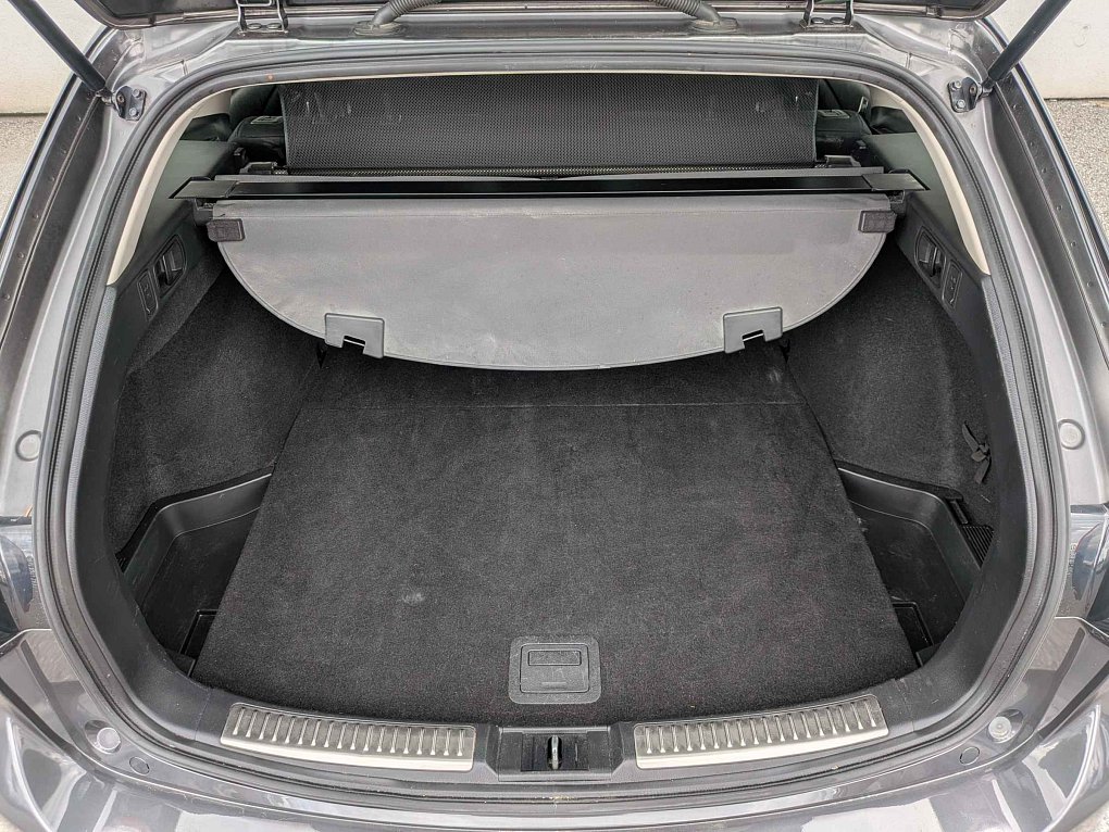 Mazda 6 2.0 i Attraction