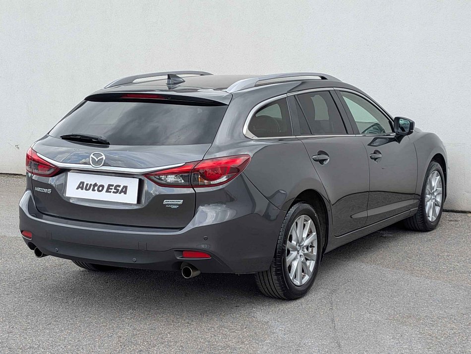 Mazda 6 2.0 i Attraction