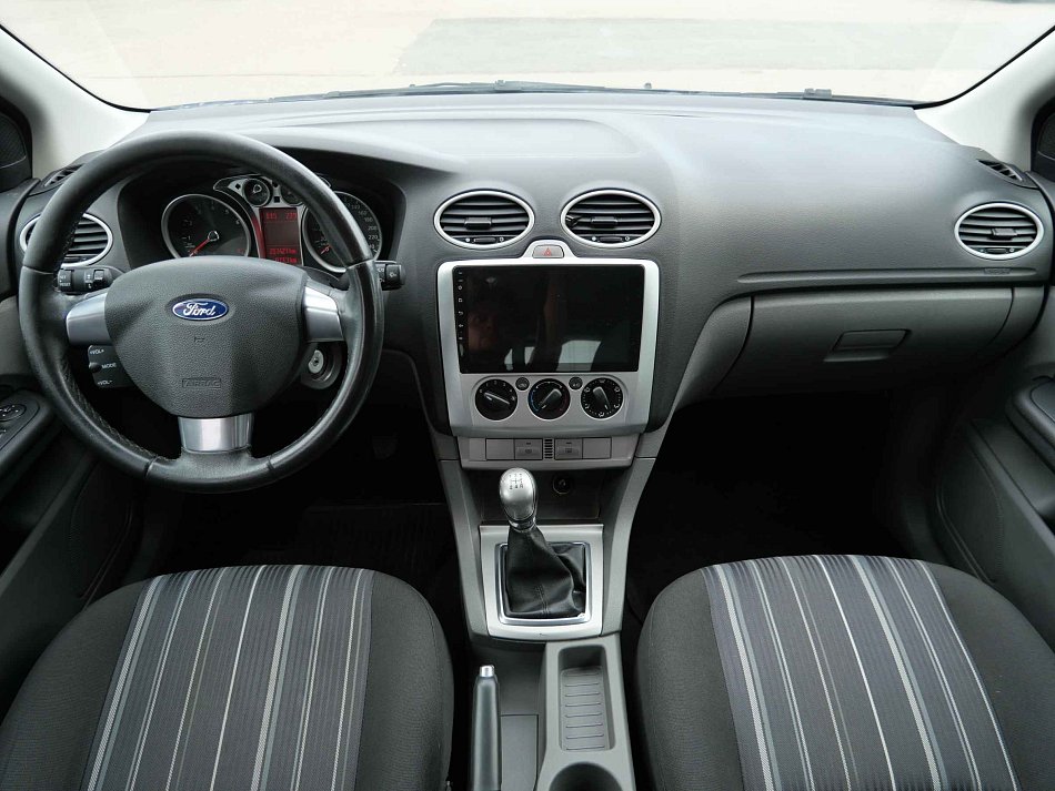 Ford Focus 1.6i 