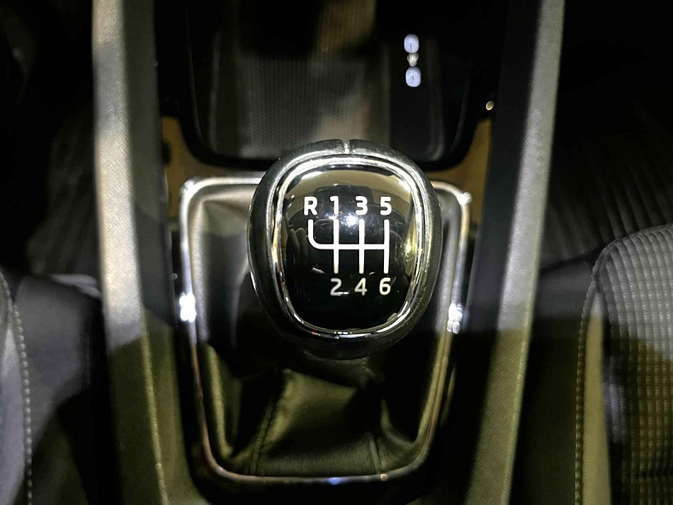 Škoda Octavia IV 2.0 TDi Ambition