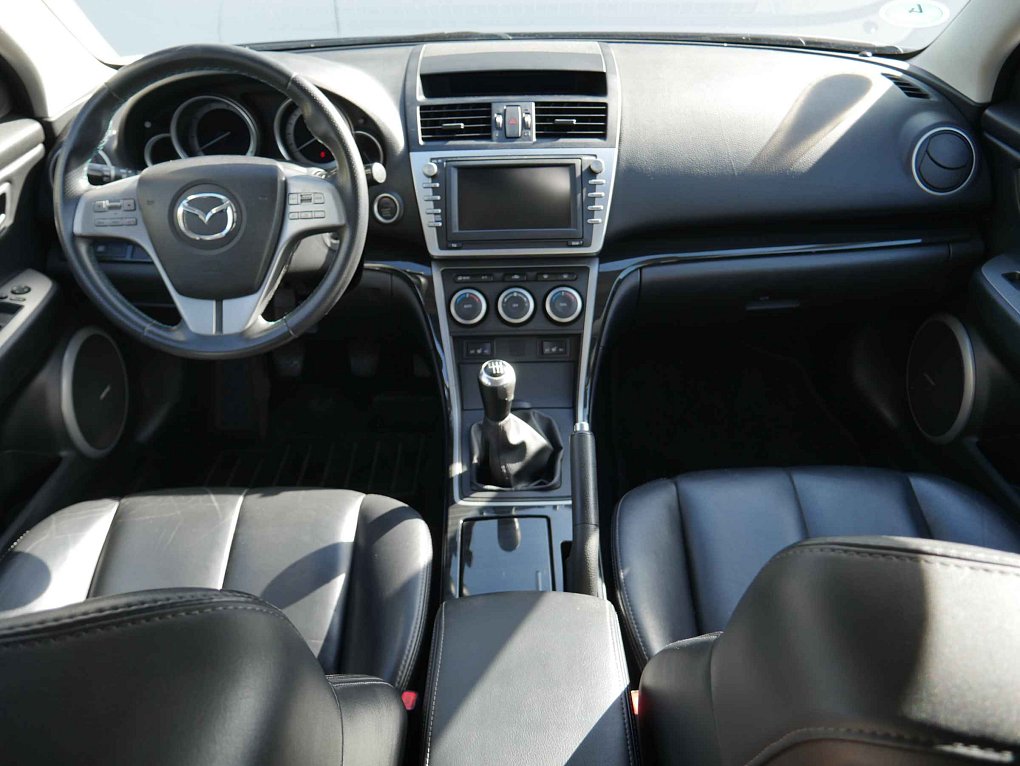 Mazda 6 2.5 i 