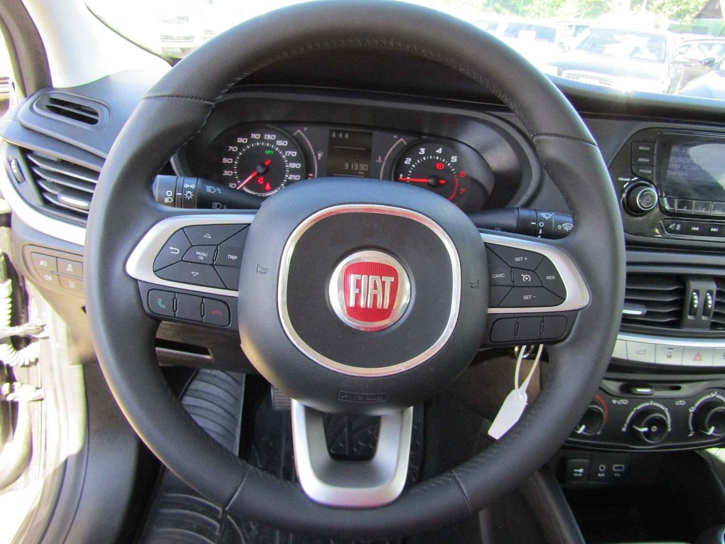 Fiat Tipo 1.0T 