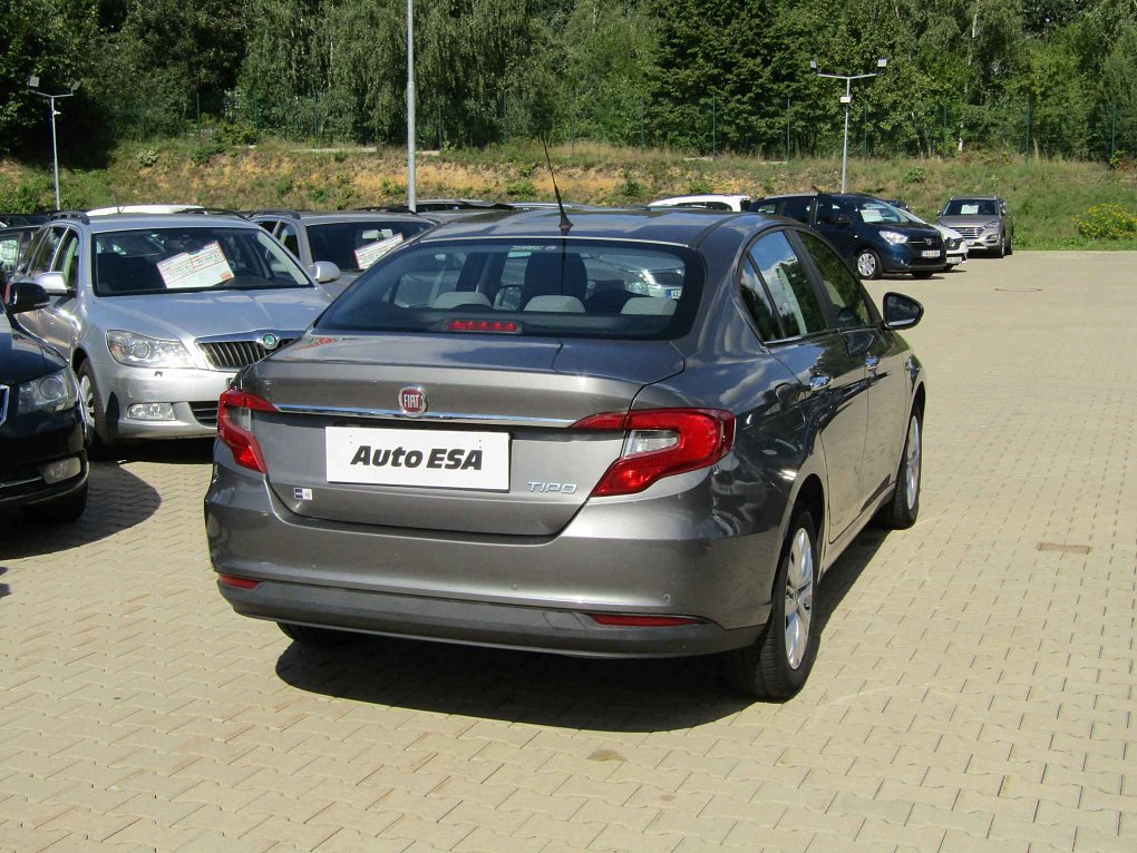 Fiat Tipo 1.0T 