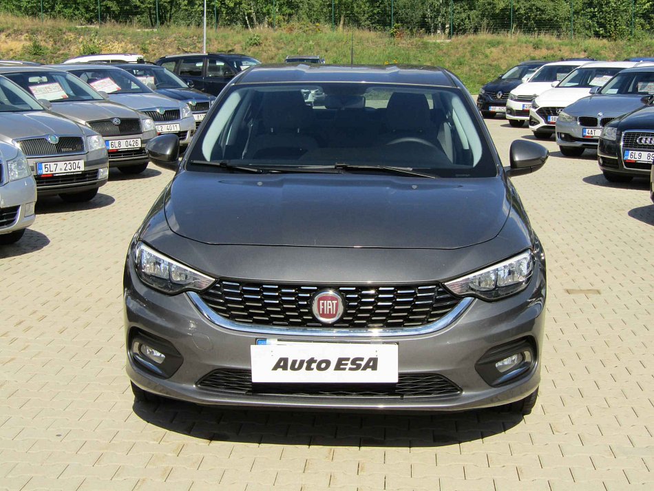 Fiat Tipo 1.0T 