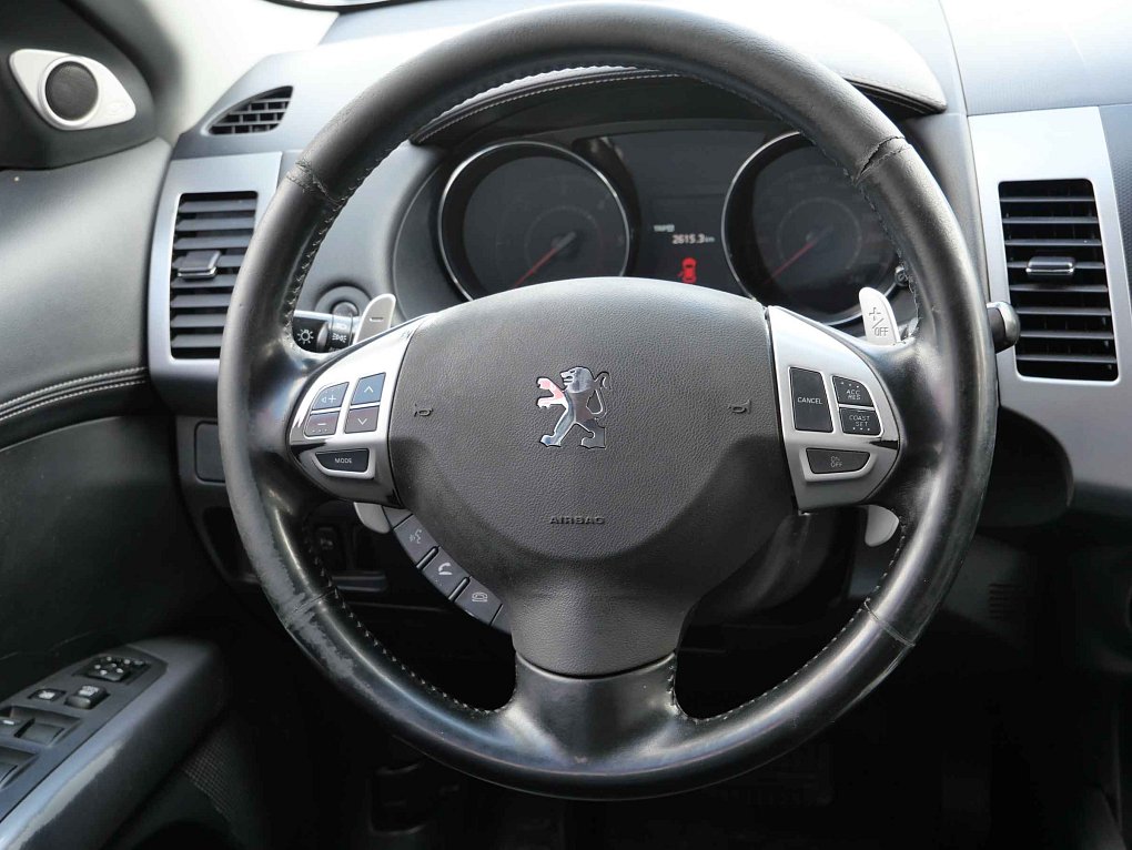 Peugeot 4007 2.2 HDi  4x4, 7míst