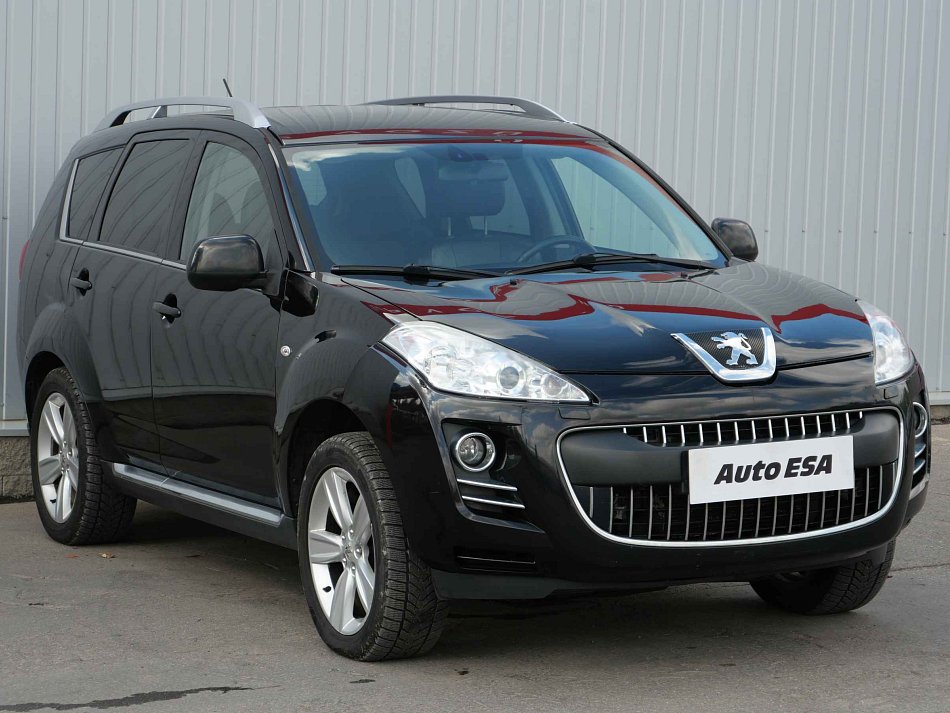 Peugeot 4007 2.2 HDi  4x4, 7míst