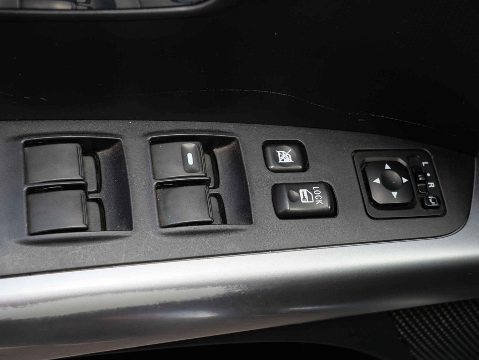 Peugeot 4007 2.2 HDi  4x4, 7míst