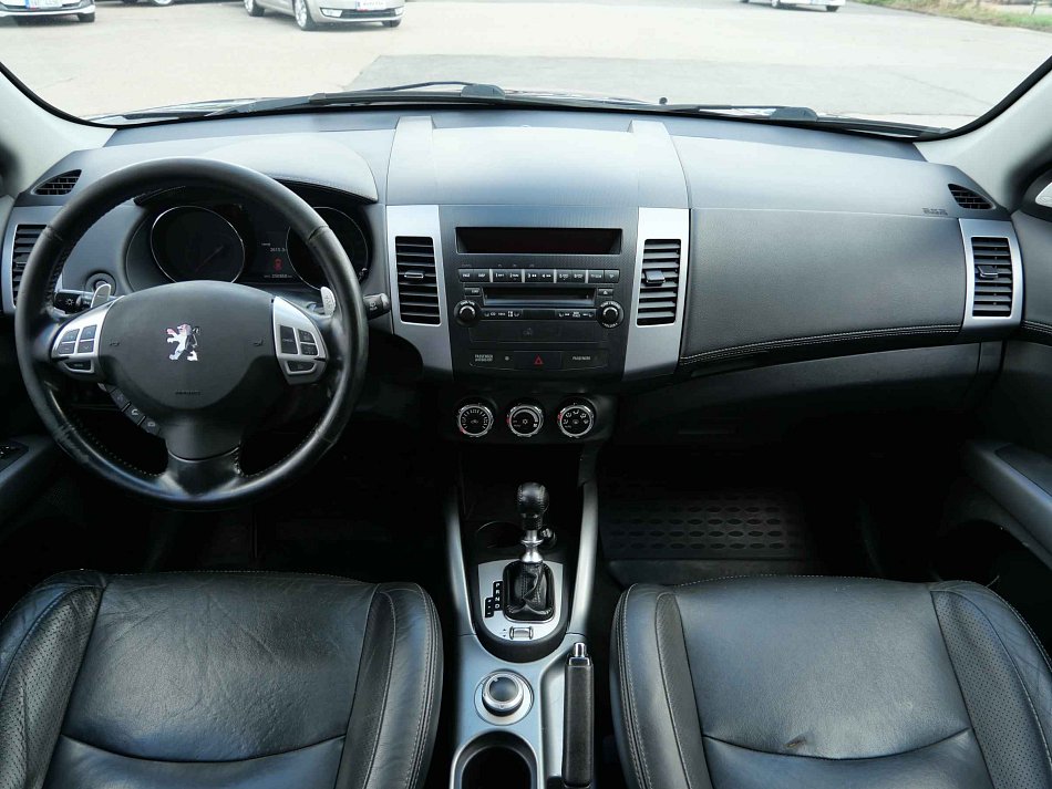 Peugeot 4007 2.2 HDi  4x4, 7míst