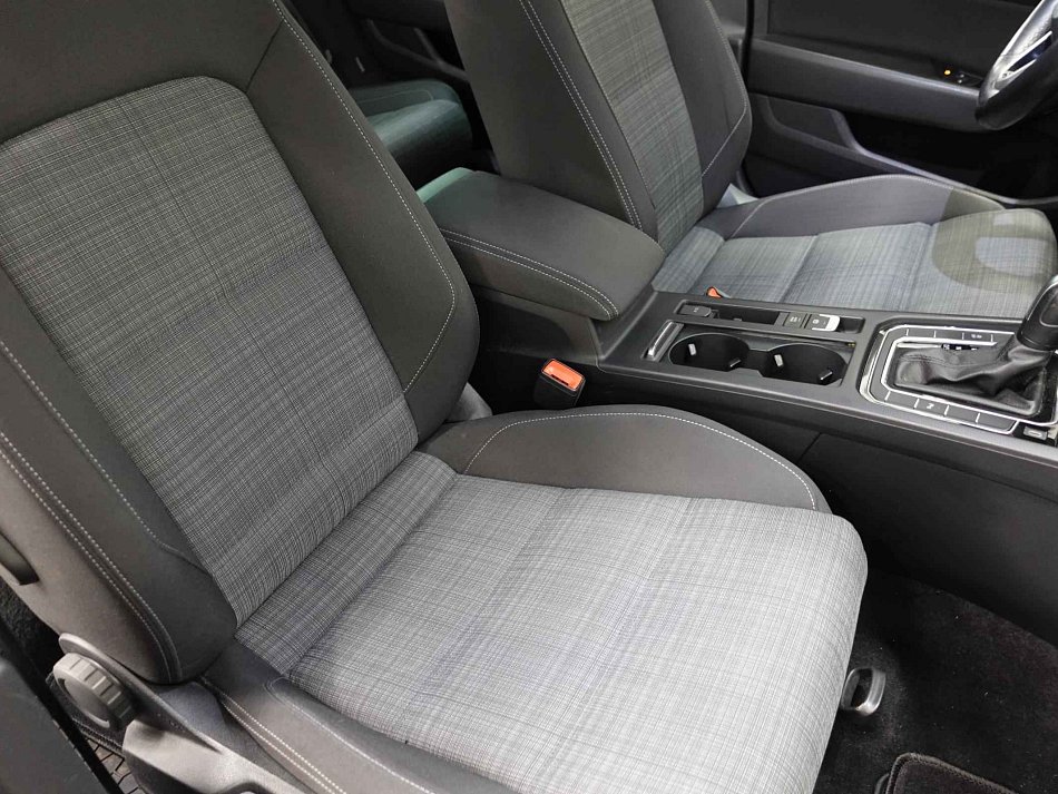 Volkswagen Passat 2.0TDi 